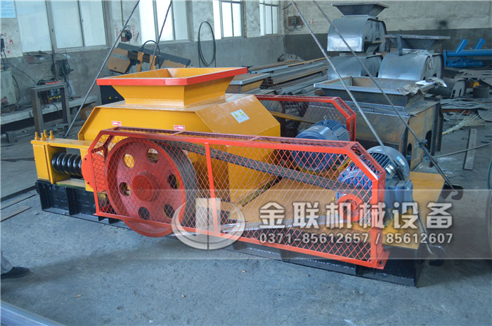哪些原因会造成双齿辊破碎机价格的波动？